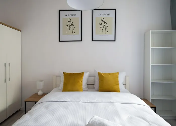 Wola Pleasant By Bookinghost *