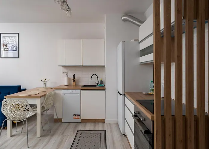 Wola Pleasant By Bookinghost Warszawa