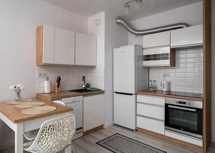 Wola Pleasant By Bookinghost *